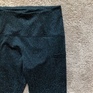 Athletic leggings